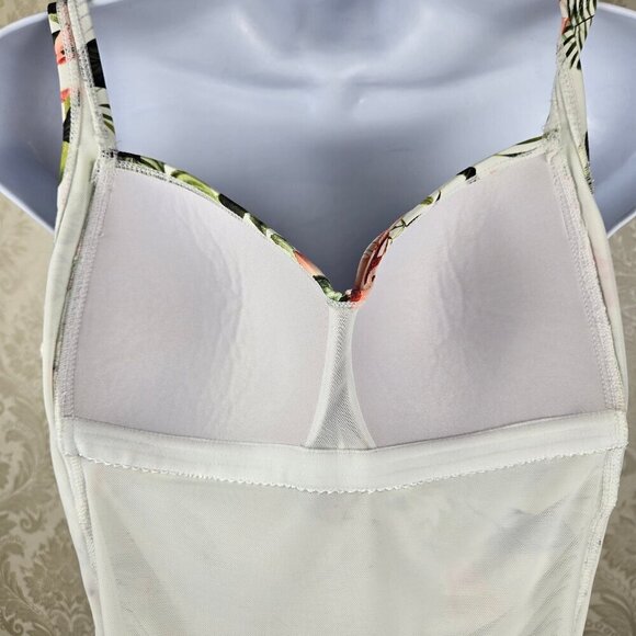 Nip Tuck Swim Size 6 Floral Print Tankini Top Multi Cup Fit Adjustable Straps - Picture 7 of 9